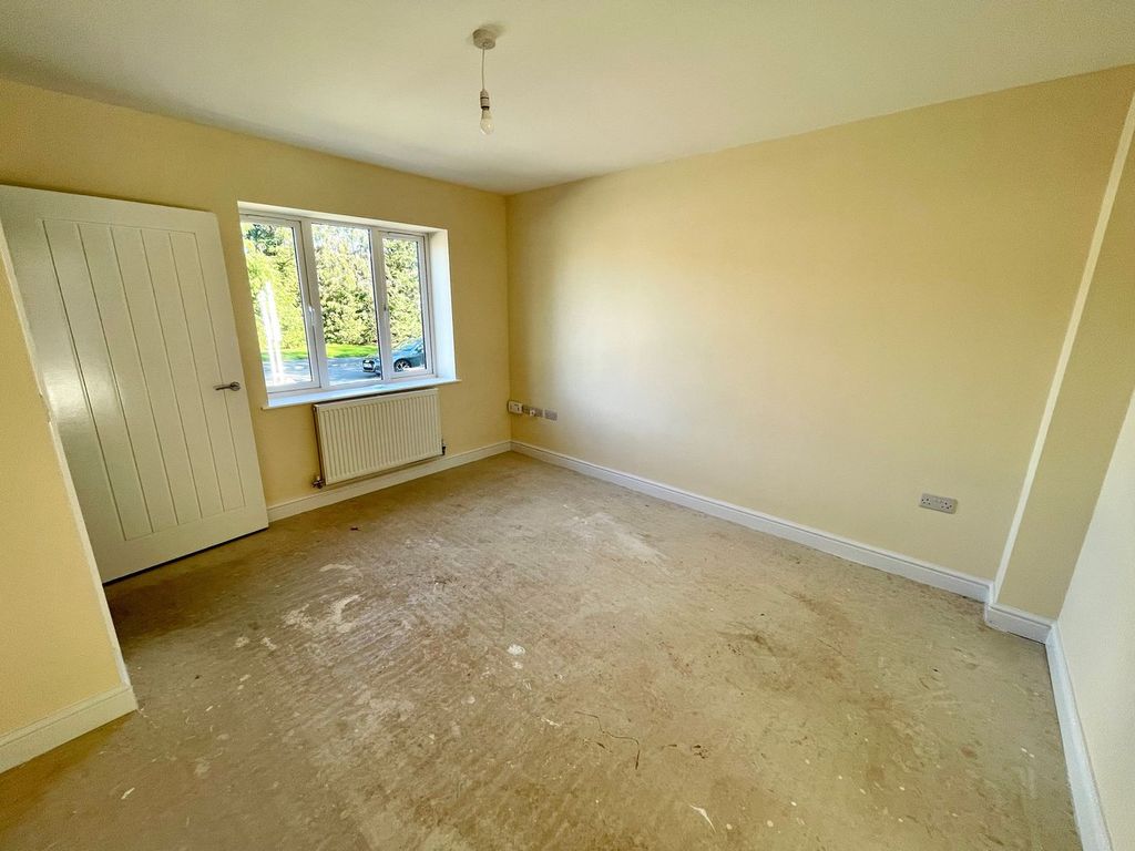 Additional image 3 of 3 bed semi-detached house for saleHill Street, Essington, Wolverhampton WV11