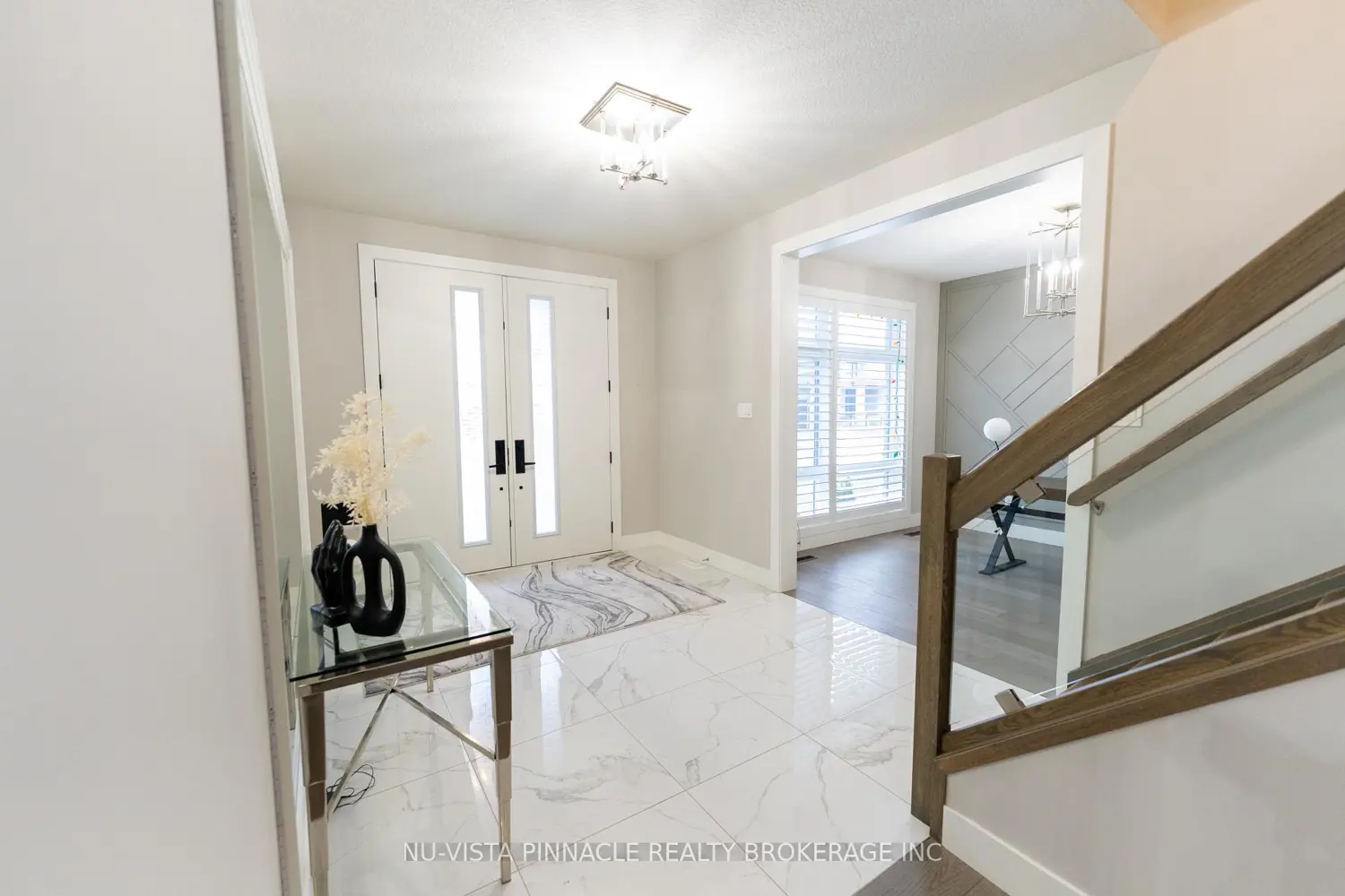 Additional image 2 of 3354 Mersea Street