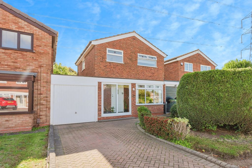 3 bed semi-detached house for saleLorton, Tamworth B79