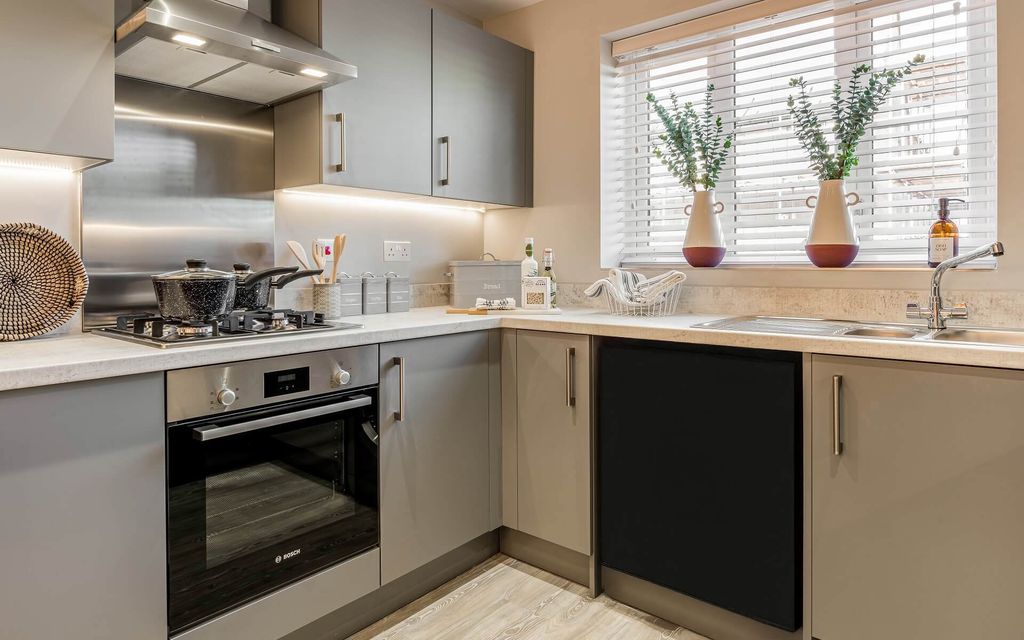 2 bed semi-detached house for saleCricket Lane, Lichfield WS14