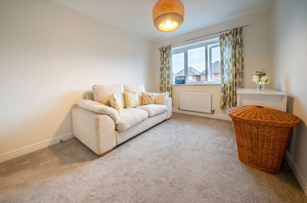 Additional image 21 of 3 bed detached house for saleHadrian Way, Nuneaton, Warwickshire CV11