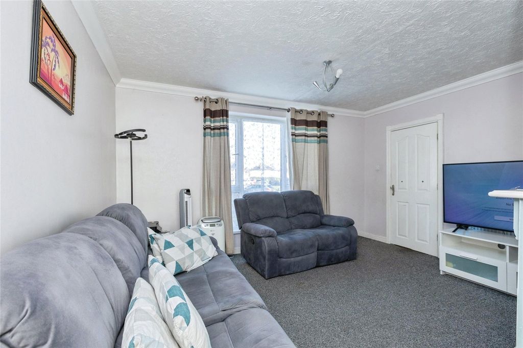 Additional image 3 of 3 bed semi-detached house for saleHackett Road, New Parks, Leicester LE3
