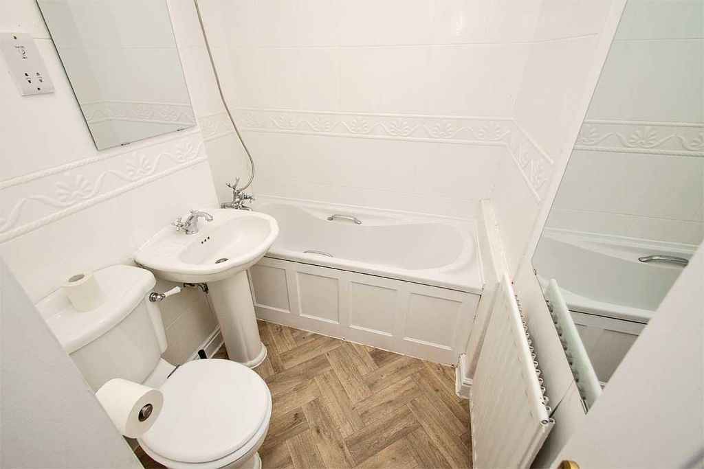 Additional image 17 of 4 bed town house for saleBurton Old Road East, Lichfield WS14
