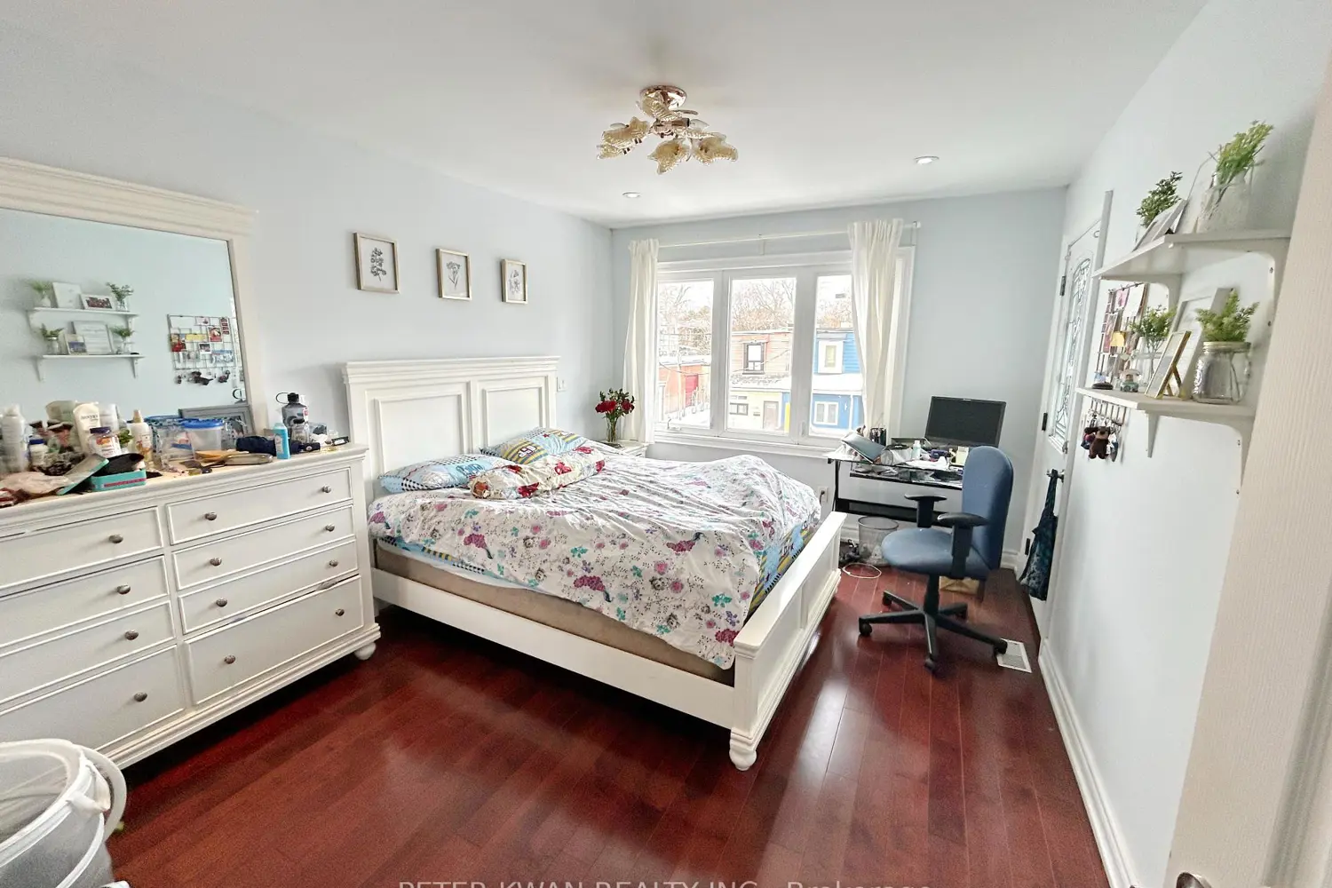 Additional image 9 of 1543 Dundas Street