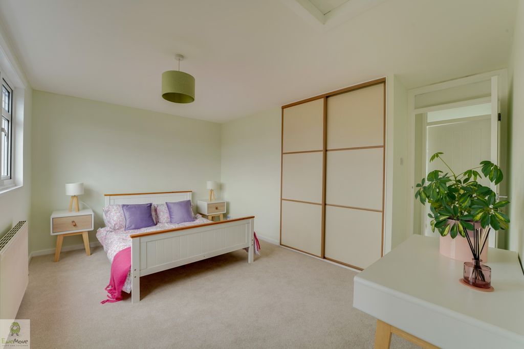 Additional image 10 of 4 bed link detached house for sale35 Amblefield Way, Stafford ST16