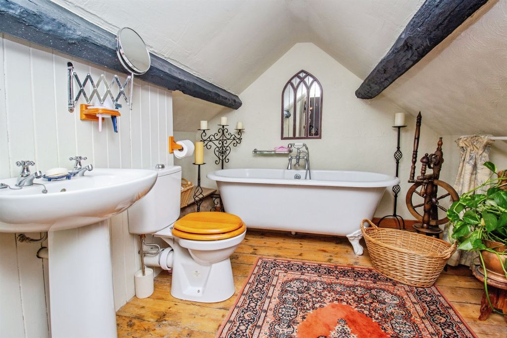 Additional image 14 of 5 bed property for saleThe Cavalier, Grindon, Leek ST13