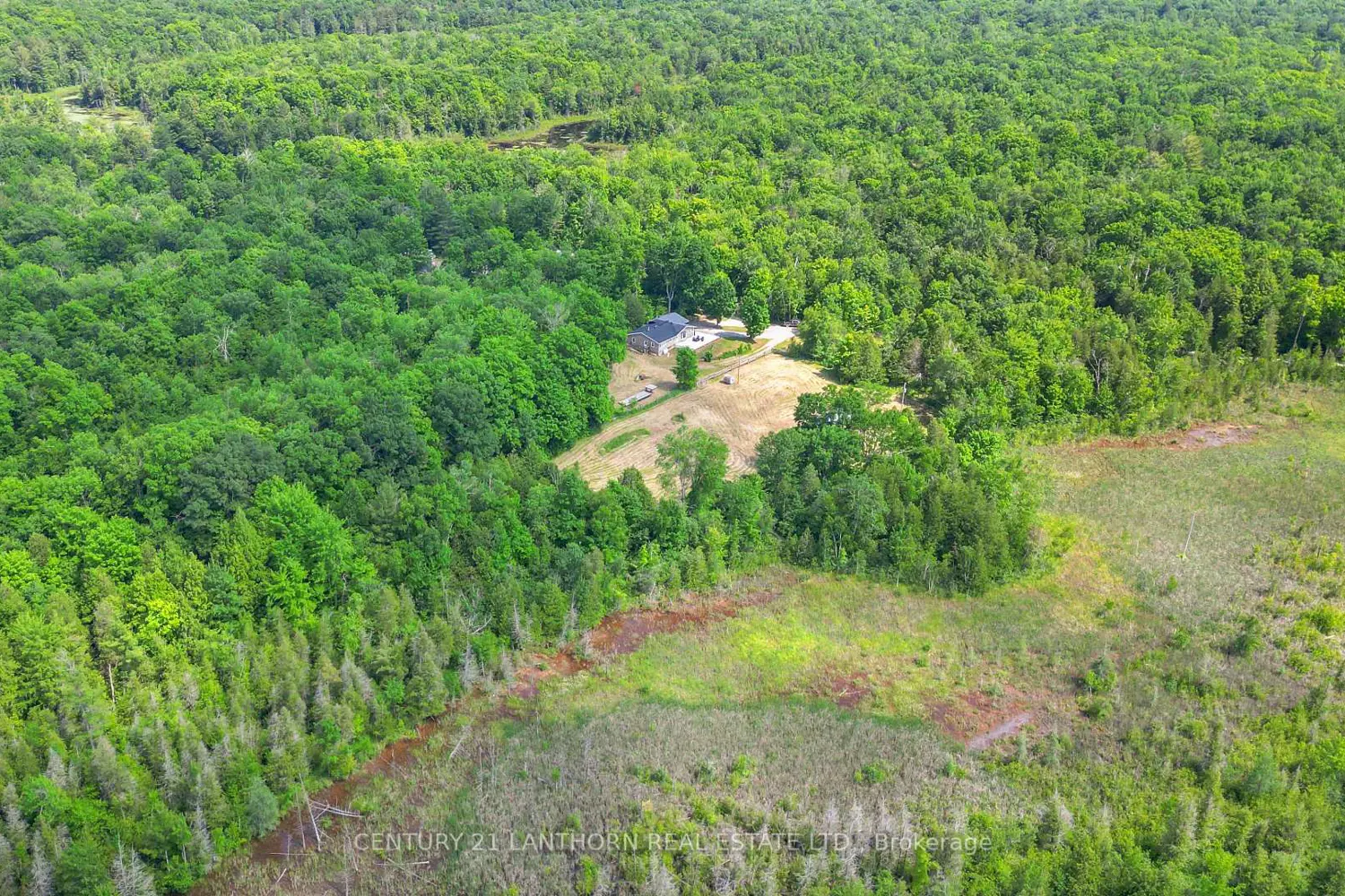 Additional image 14 of 932 Hunt Club Road
