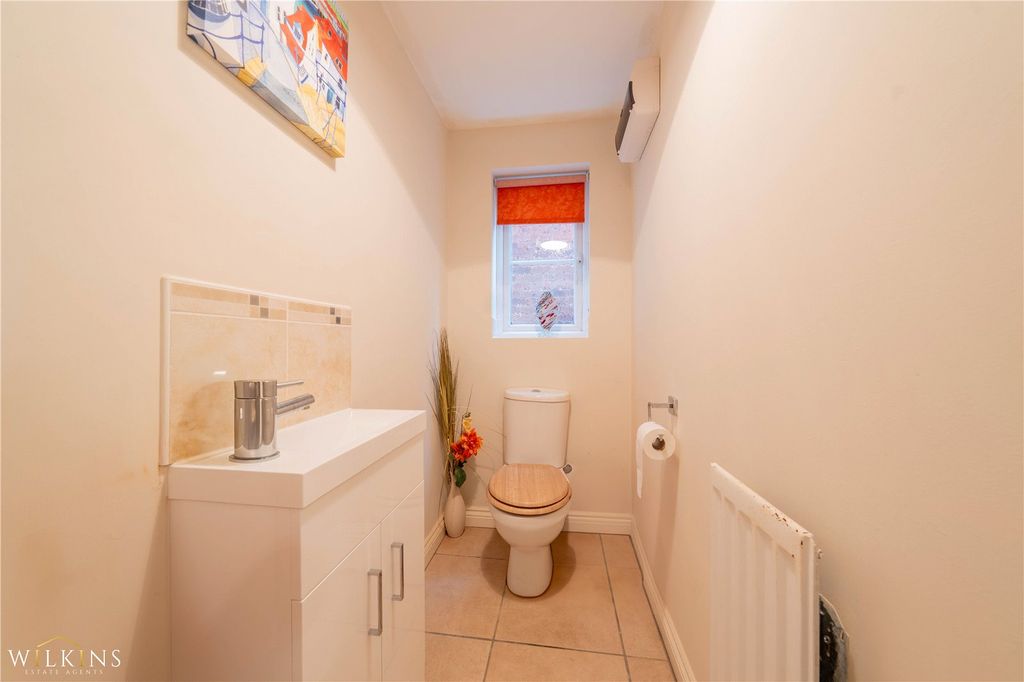 Additional image 25 of 4 bed detached house for saleDumolos Lane, Glascote, Tamworth, Staffordshire B77