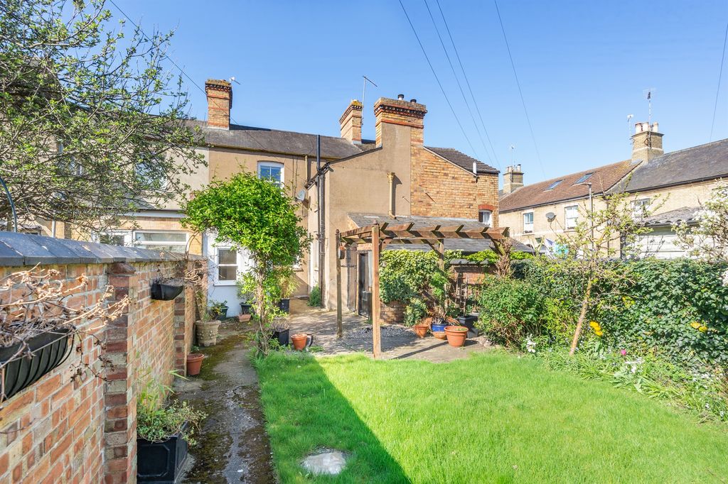 Additional image 2 of 3 bed semi-detached house for saleQueen Street, Stamford PE9