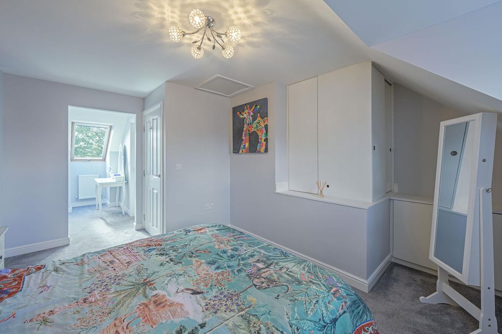 Additional image 7 of 4 bed town house for saleStanham Close, Wombourne WV5