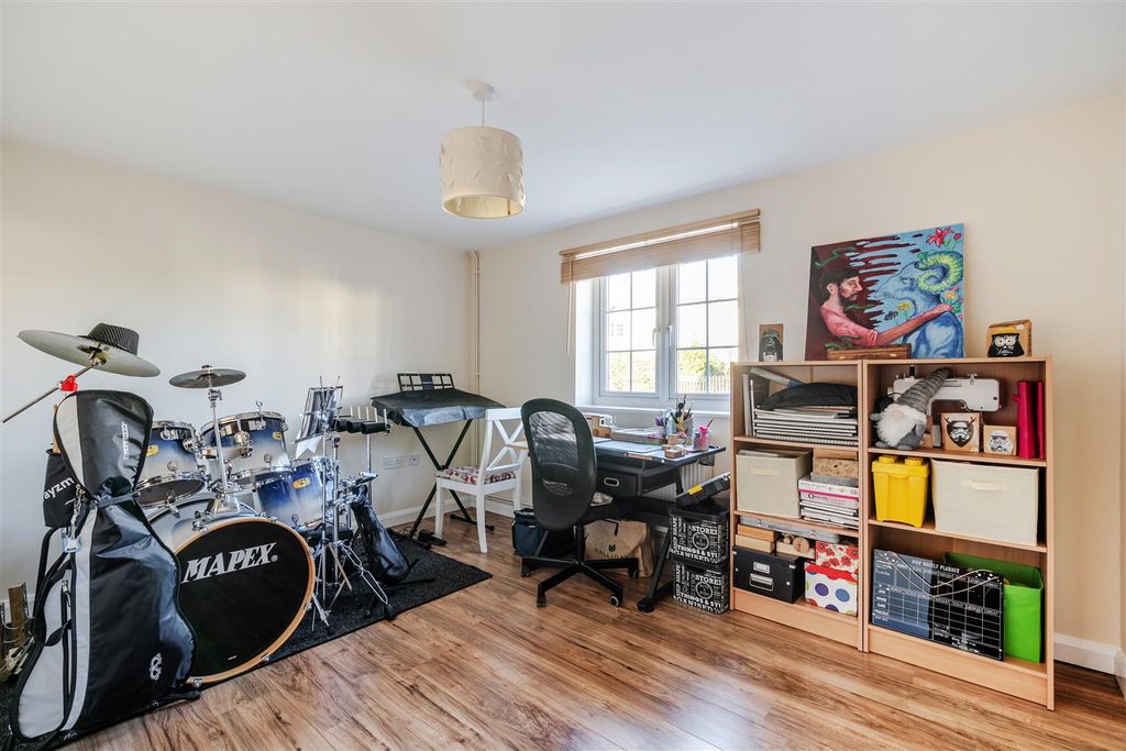 Additional image 8 of 4 bed semi-detached house for saleCallow Hill, Brinkworth, Chippenham SN15
