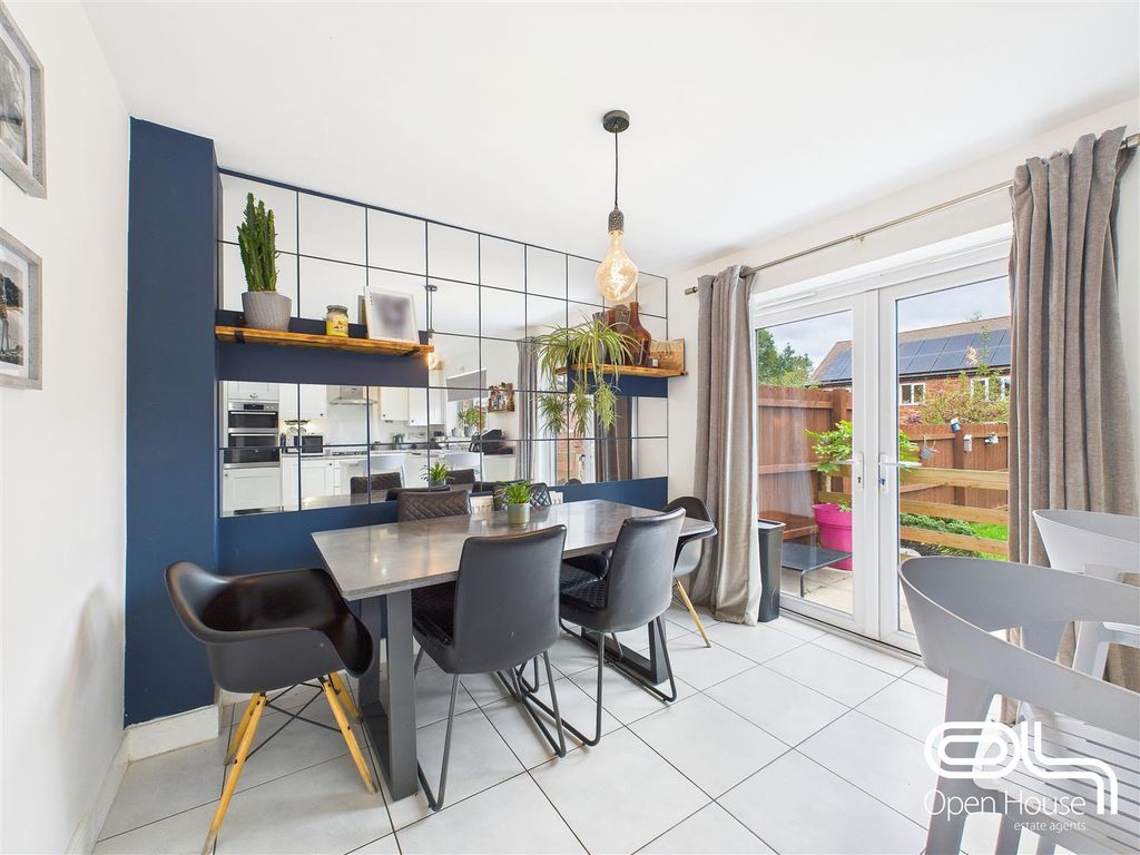 Additional image 8 of 5 bed detached house for saleSergeant Way, Stafford ST17