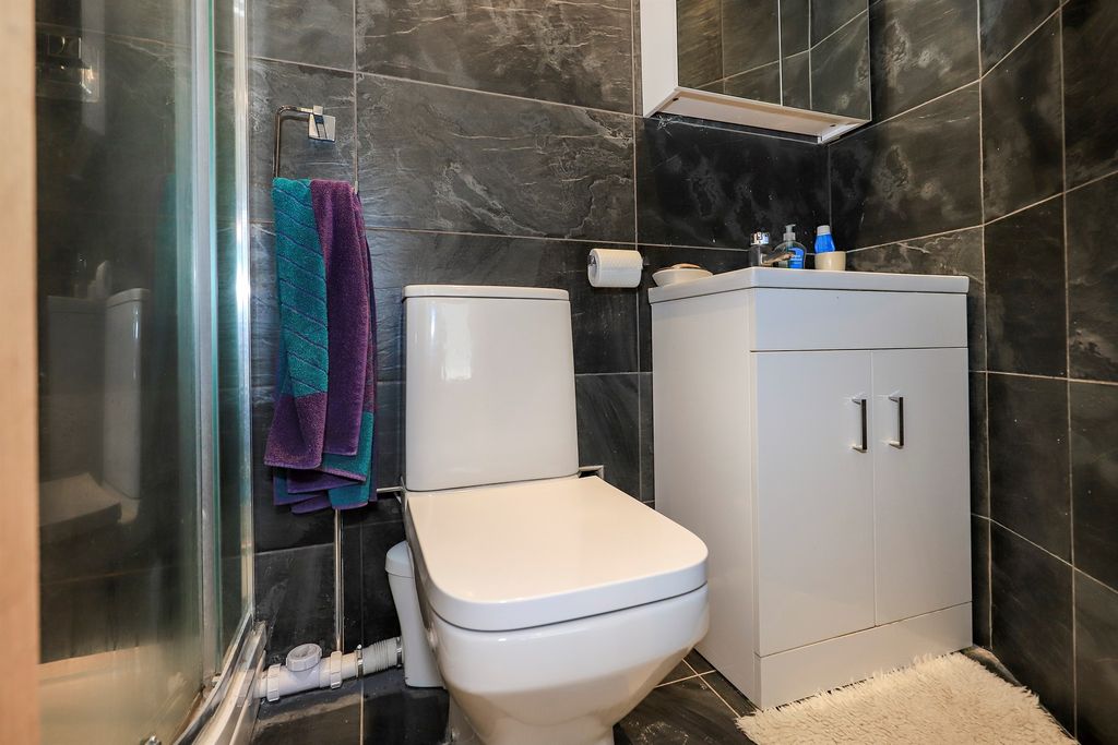 Additional image 8 of 3 bed detached house for saleWheathill Close, Wolverhampton WV4