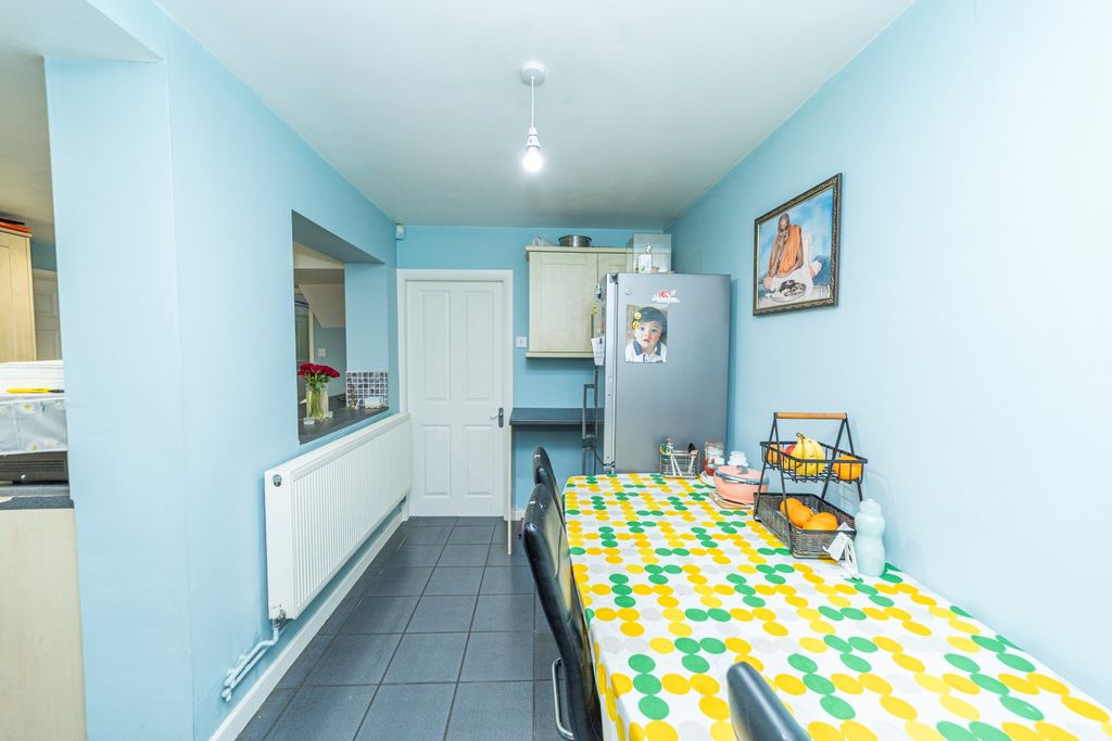 Additional image 15 of 4 bed semi-detached house for saleOriel Drive, Syston, Leicester LE7
