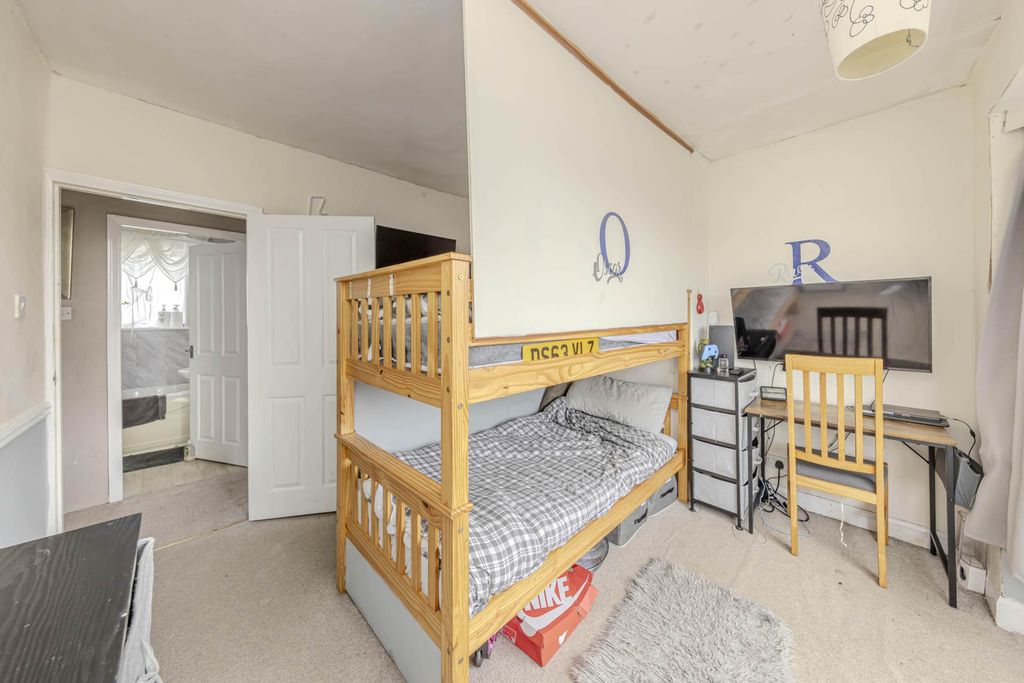 Additional image 11 of 2 bed semi-detached house for saleSutherland Avenue, Stoke On Trent ST3