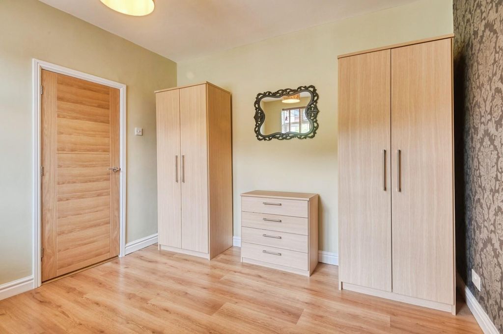 Additional image 11 of 3 bed detached house for sale12 The Dell, Tamworth B79