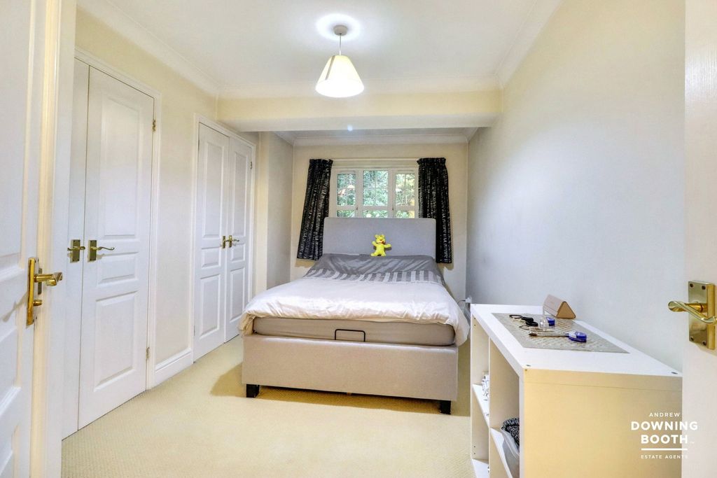 Additional image 9 of 2 bed flat for saleHorsley Road, Streetly, Sutton Coldfield B74