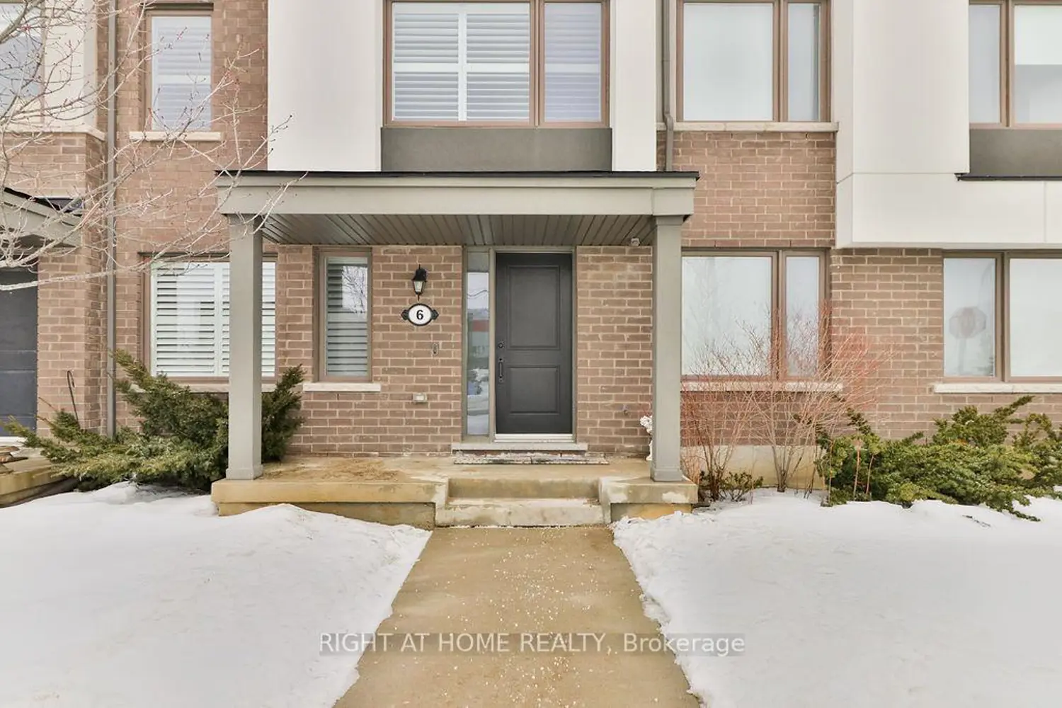 1125 Leger Way 6