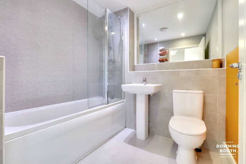Additional image 21 of 3 bed town house for saleGee Close, Lichfield WS14