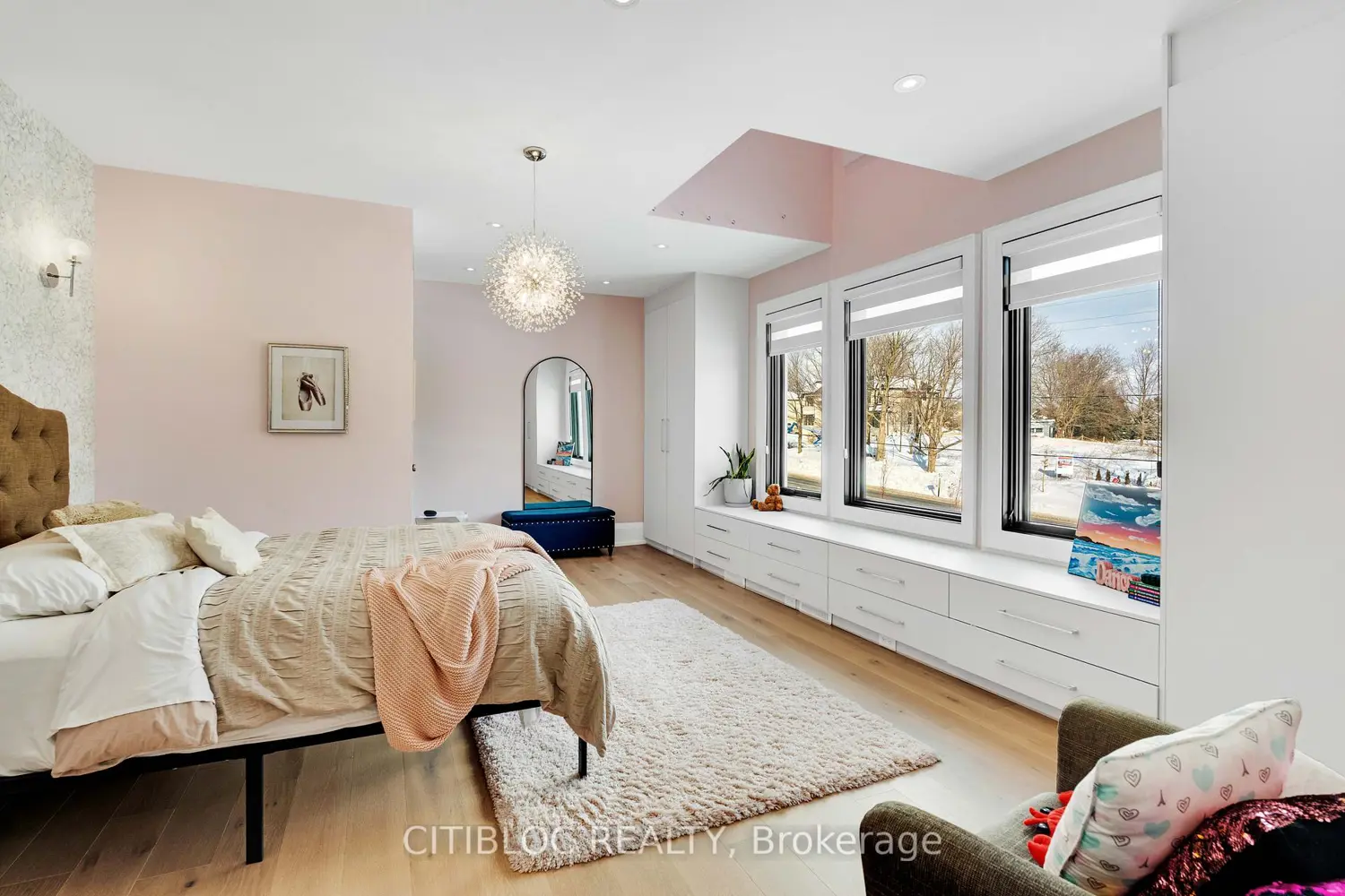 Additional image 16 of 12912 Weston Road