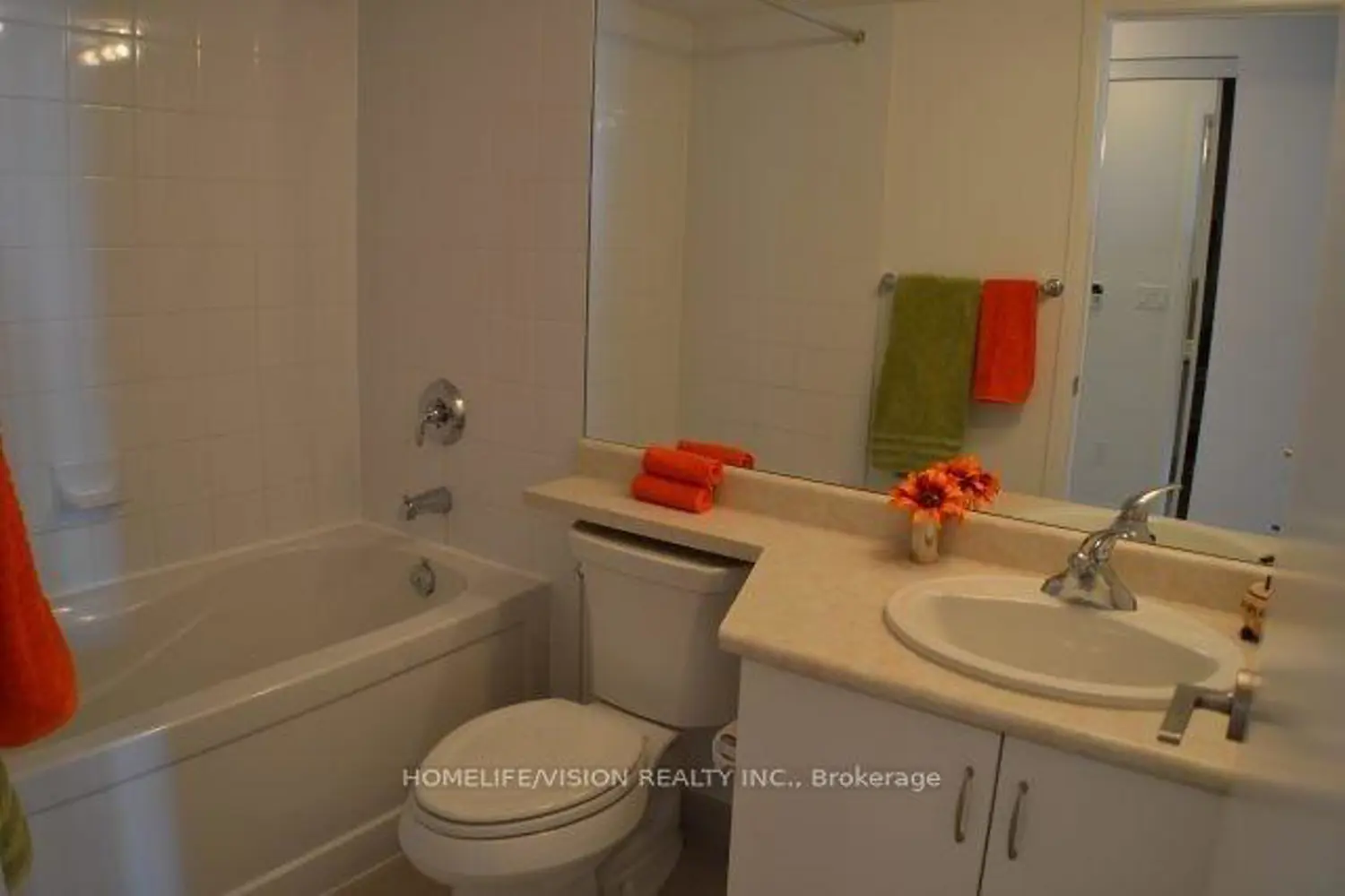 Additional image 9 of 209 Fort York Boulevard 1258