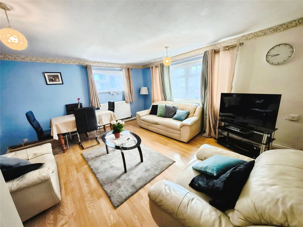 Additional image 3 of 2 bed maisonette for saleTorridge Drive, Wolverhampton, West Midlands WV11