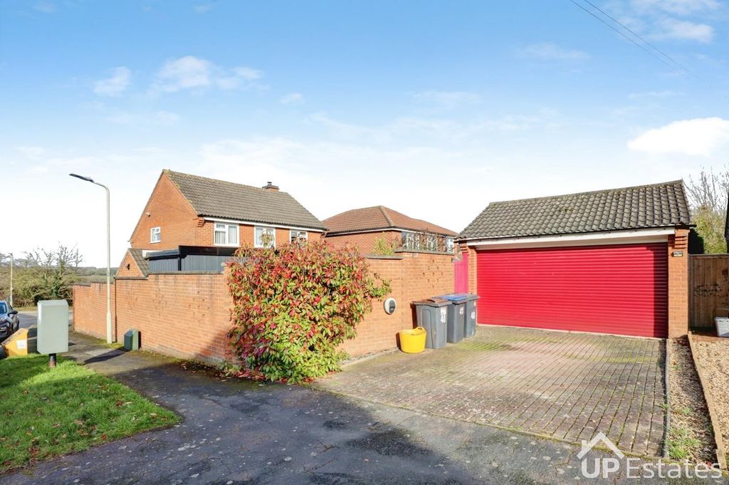 Additional image 3 of 4 bed detached house for saleThurlaston Lane, Earl Shilton, Leicester LE9