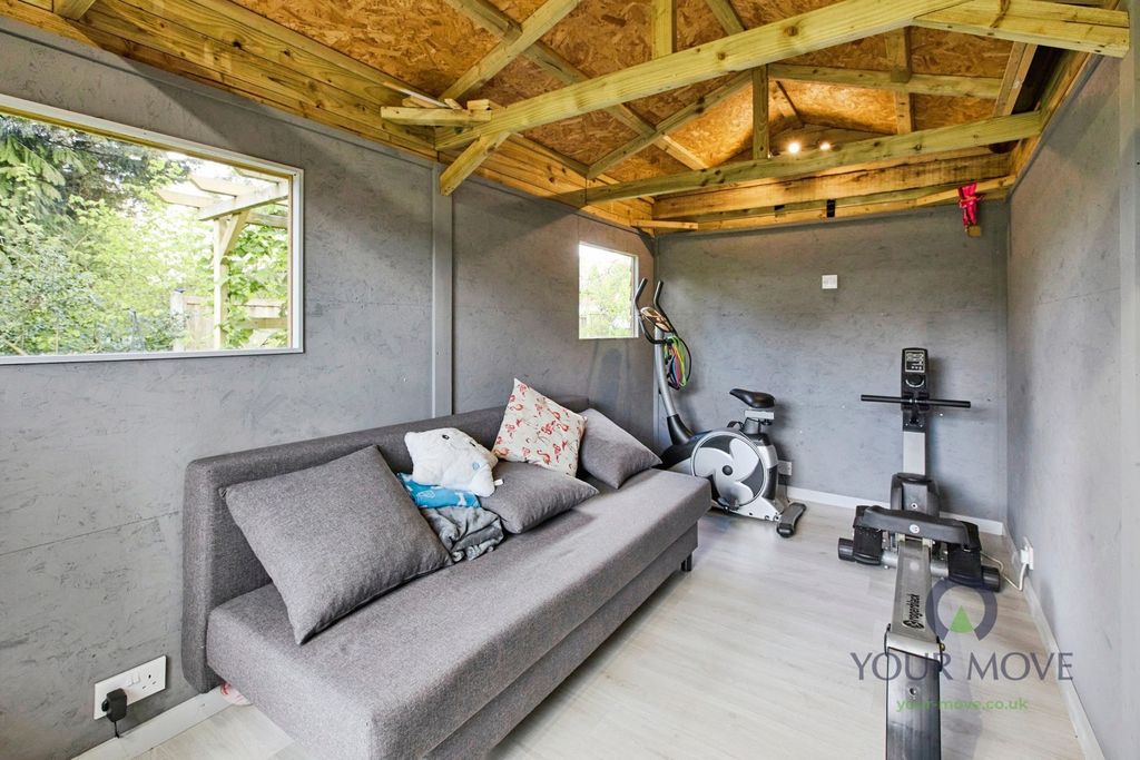 Additional image 27 of 4 bed semi-detached house for saleScalpcliffe Road, Burton-On-Trent, Staffordshire DE15