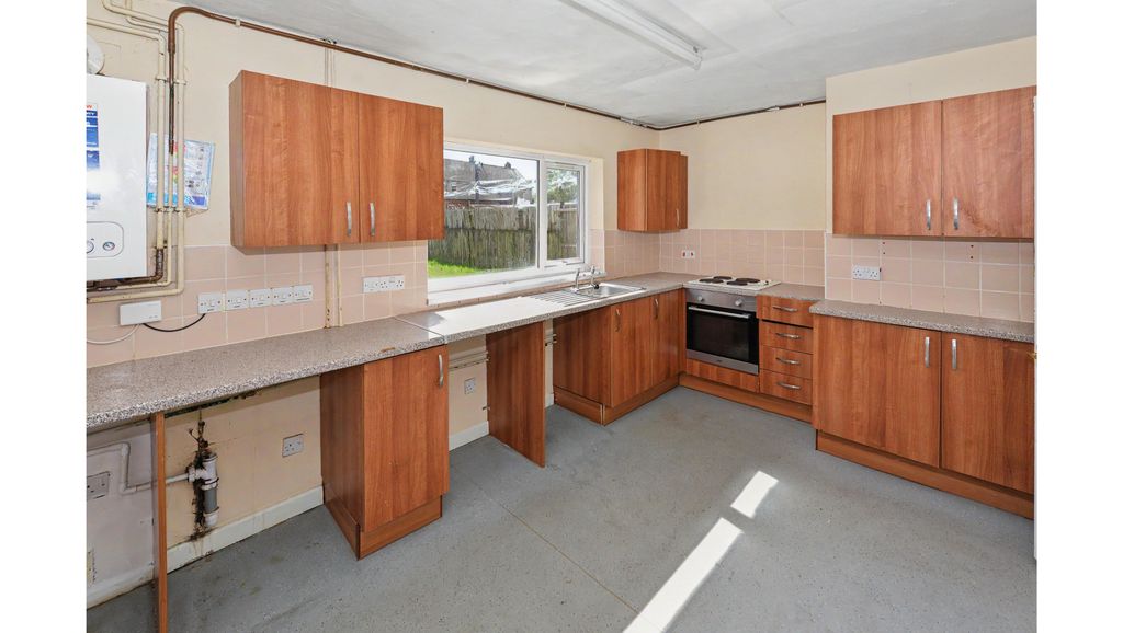 Additional image 4 of 3 bed property for sale5 Cannock Road, Shareshill, Wolverhampton, West Midlands WV10