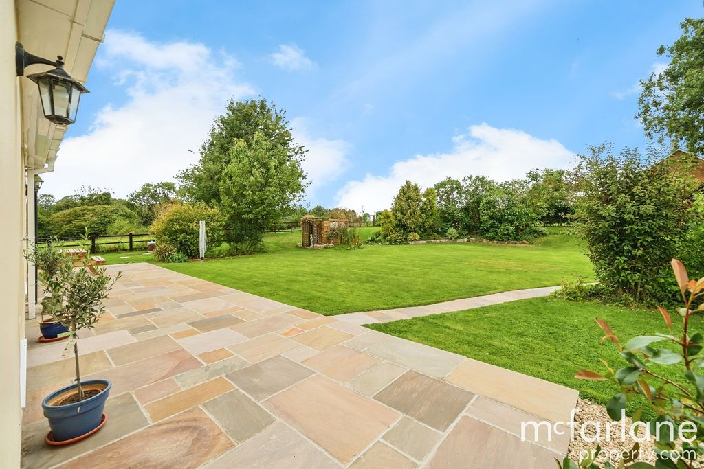 Additional image 30 of 6 bed detached house for saleUffcott, Swindon SN4