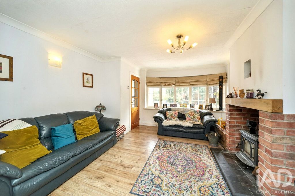 Additional image 3 of 4 bed detached house for saleThe Holloway, Dudley DY3