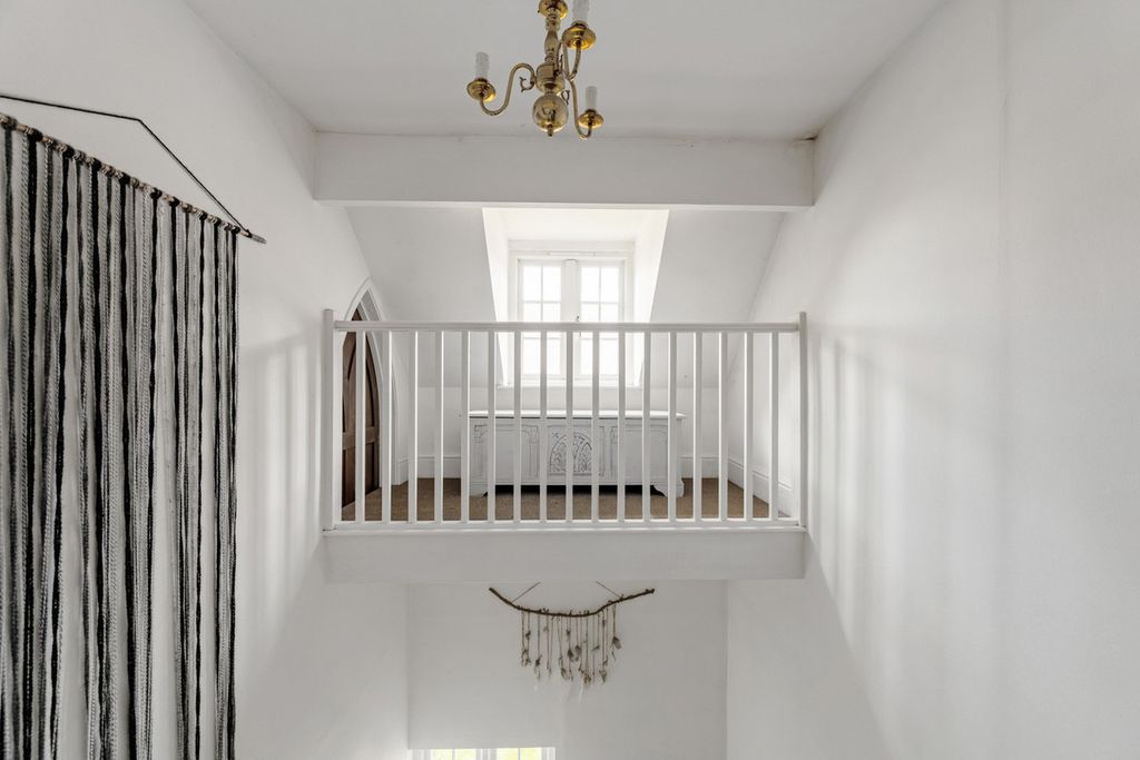 Additional image 28 of 7 bed country house for saleClifton Upon Dunsmore, Rugby, Warwickshire CV23