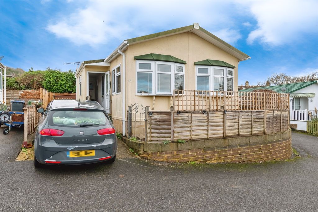 Additional image 2 of 2 bed mobile/park home for saleLycetts Orchard, Box, Corsham SN13