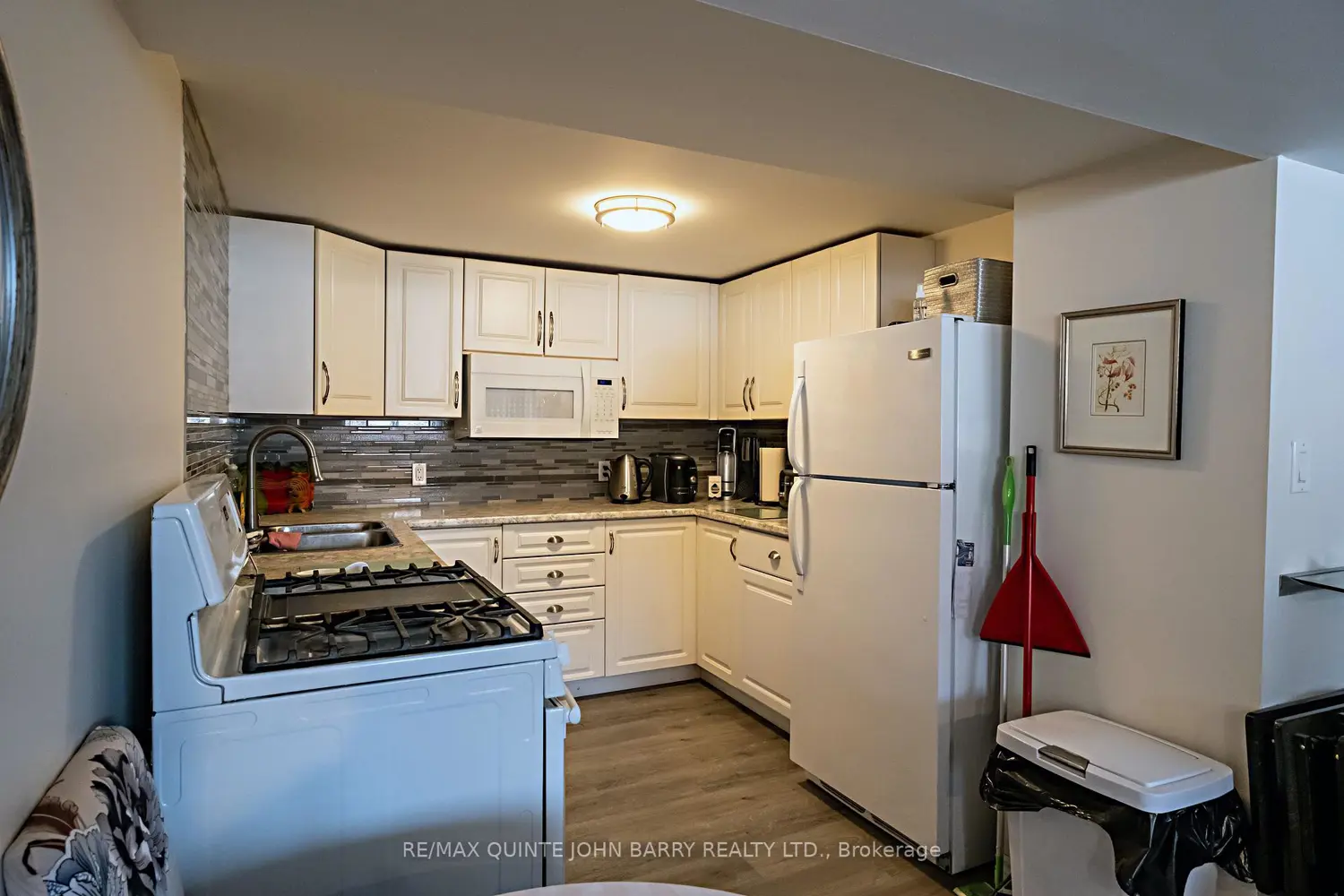 Additional image 11 of 129 Cedar Street