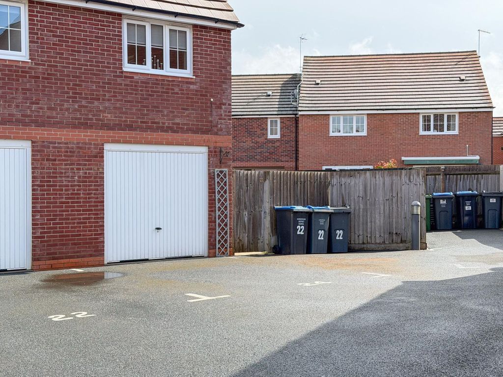 Additional image 32 of 4 bed semi-detached house for saleSummerhill Place, Market Harborough LE16