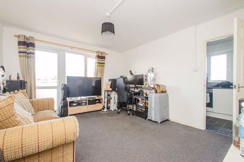 2 bed flat for saleRidware House, Hobs Road, Lichfield WS13 photo 2
