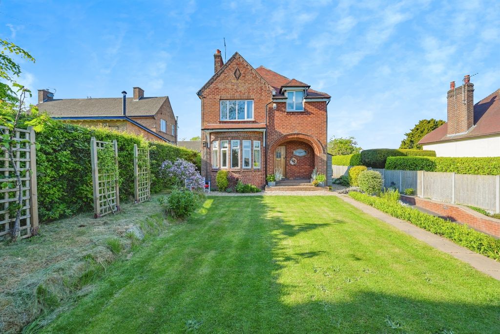 3 bed detached house for saleSt. Michaels Road, Stramshall, Uttoxeter ST14