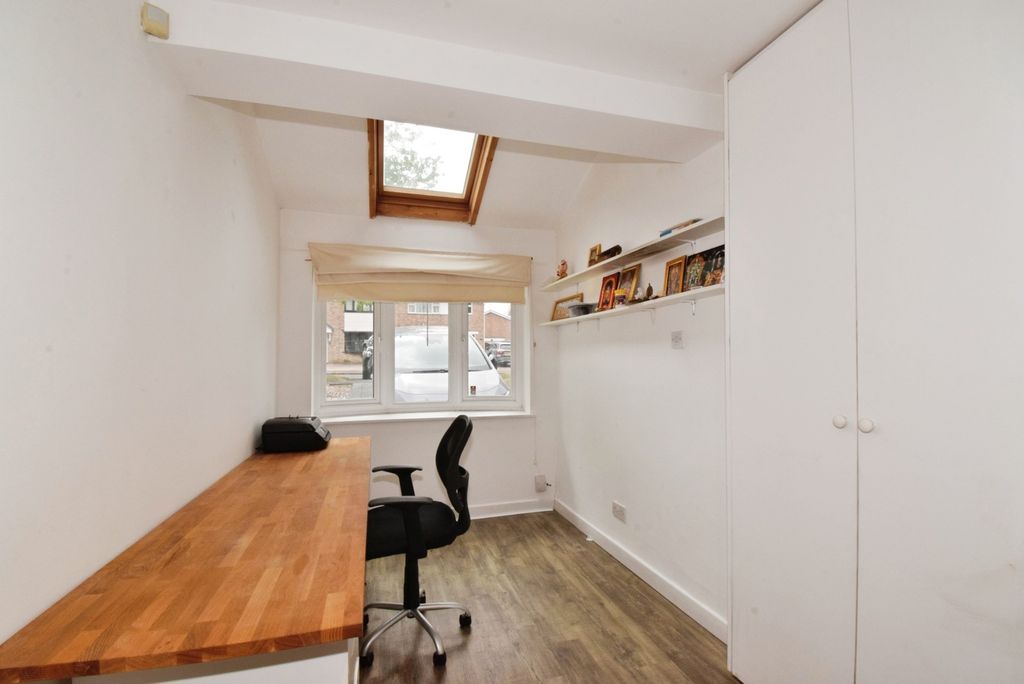 Additional image 4 of 4 bed semi-detached house for saleLamport Close, Wigston, Leicestershire LE18