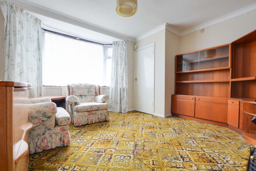 Additional image 5 of 3 bed semi-detached house for saleGodwin Avenue, Wigston, Leicester LE18