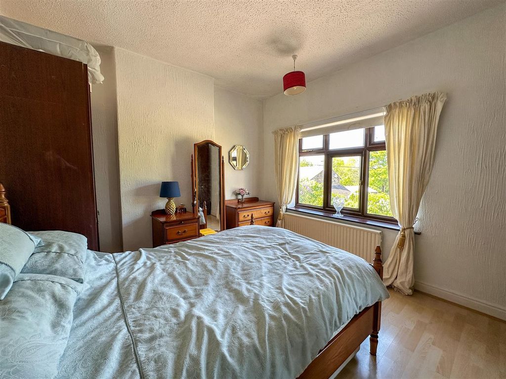 Additional image 15 of 4 bed semi-detached house for saleGreenway Bank, Stoke-On-Trent ST2