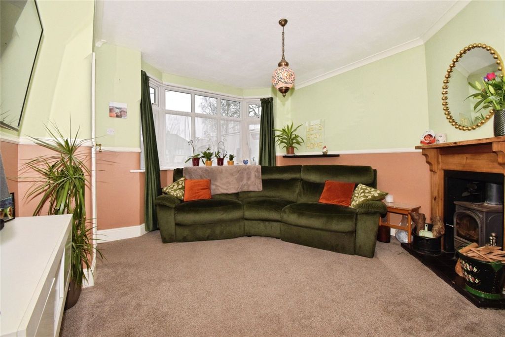 Additional image 5 of 3 bed semi-detached house for saleOadby Road, Wigston, Leicestershire LE18