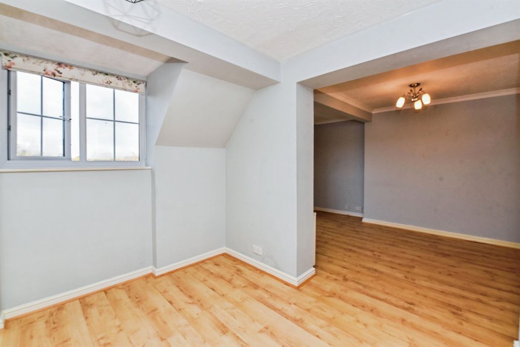 Additional image 5 of 2 bed flat for saleMorse Close, Chippenham SN15