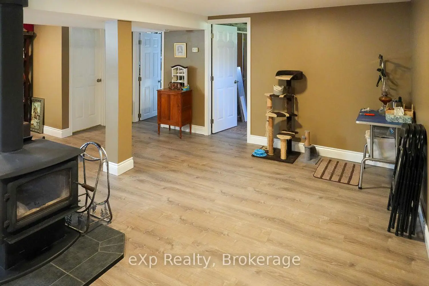 Additional image 13 of 179422 Grey Road 17