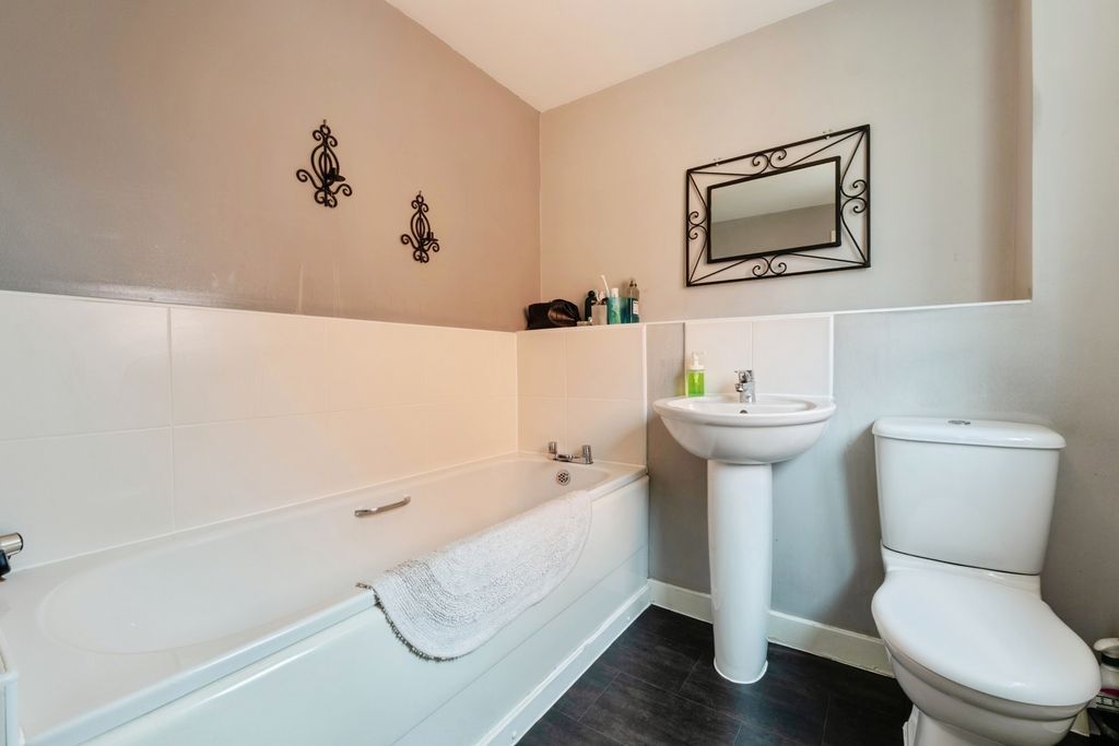 Additional image 20 of 4 bed detached house for salePasture Drive, Birstall, Leicester, Leicestershire LE4