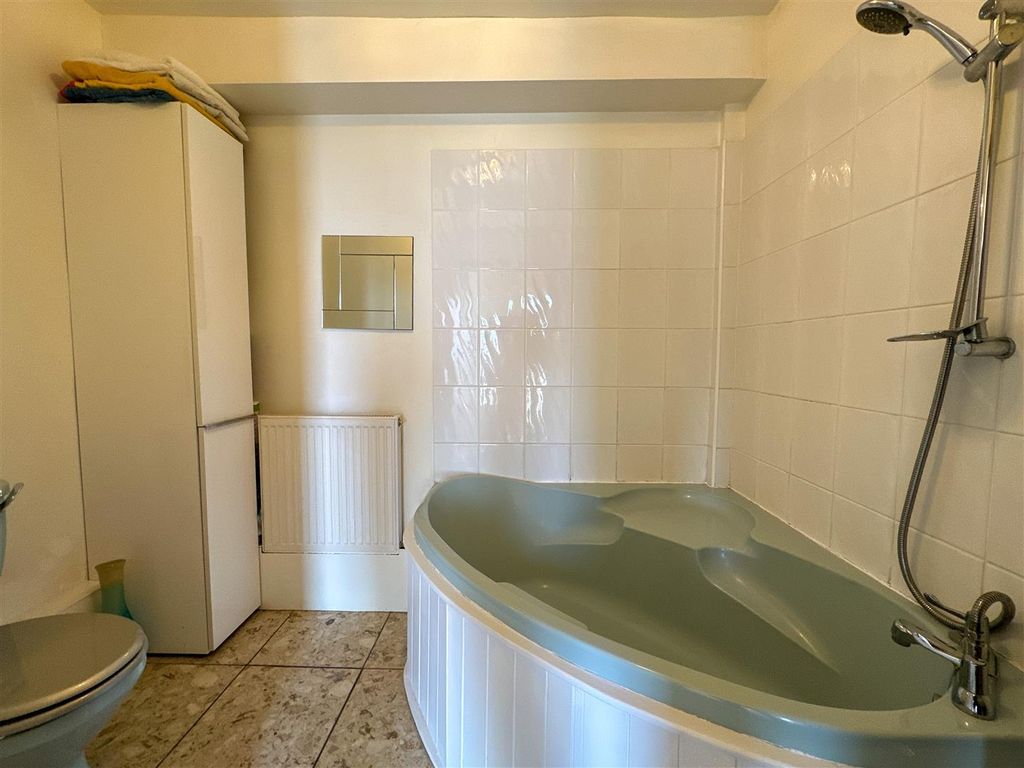 Additional image 20 of 4 bed semi-detached house for saleGreenway Bank, Stoke-On-Trent ST2