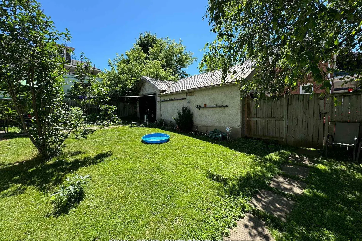 Additional image 4 of 403 Mackay Street