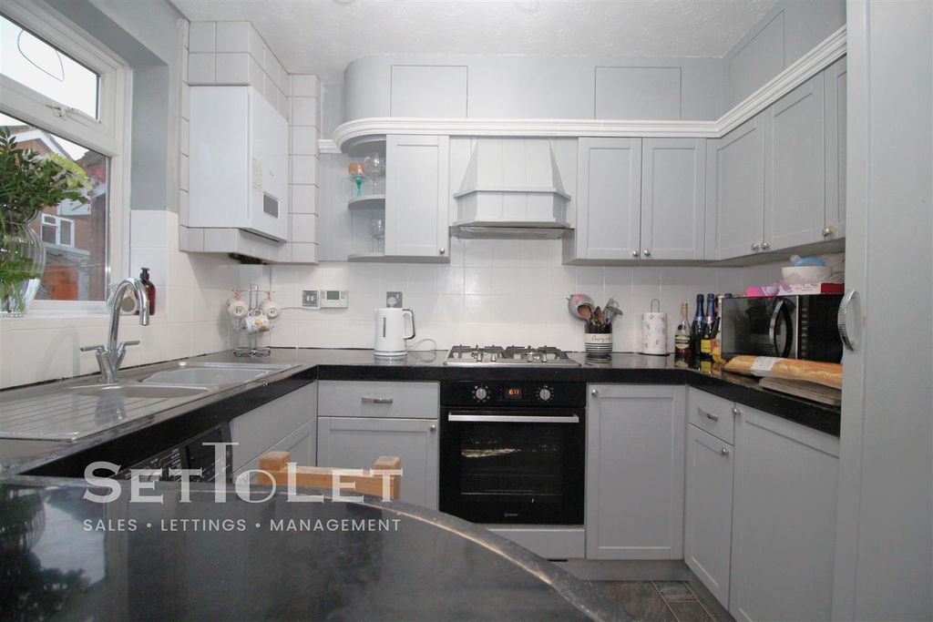 Additional image 7 of 3 bed link detached house for saleYarrow Close, Hamilton, Leicester LE5
