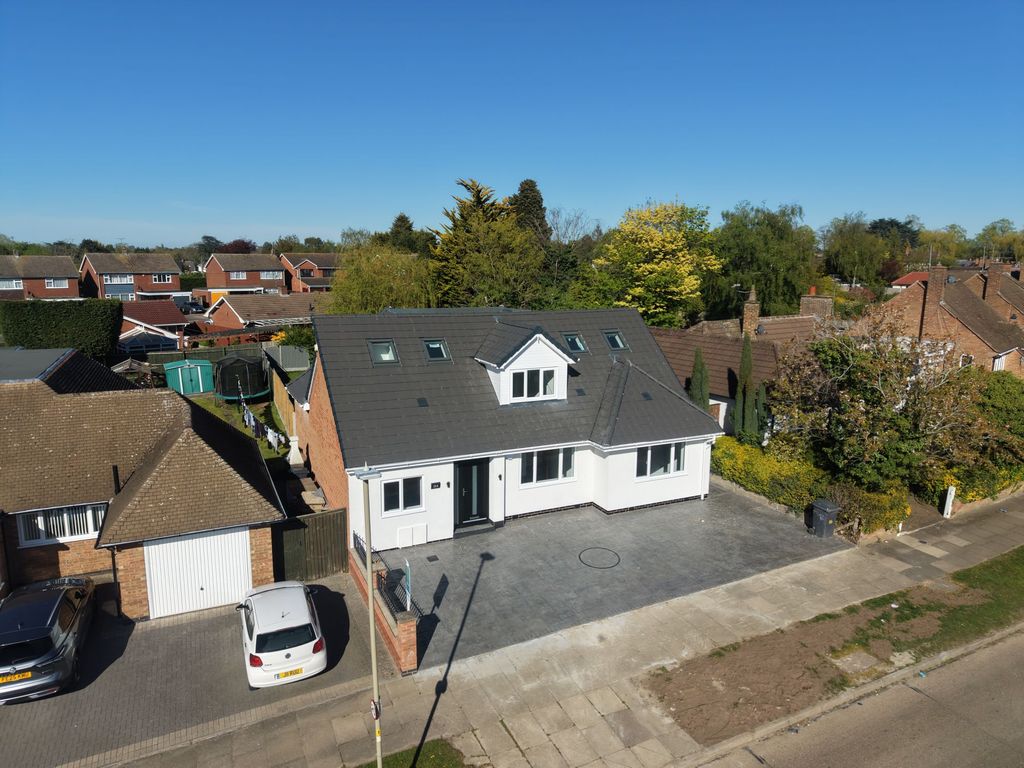 Additional image 2 of 7 bed detached bungalow for saleDavenport Road, Leicester LE5