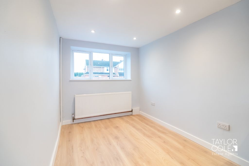 Additional image 11 of 4 bed semi-detached house for saleHighcliffe Road, Tamworth B77