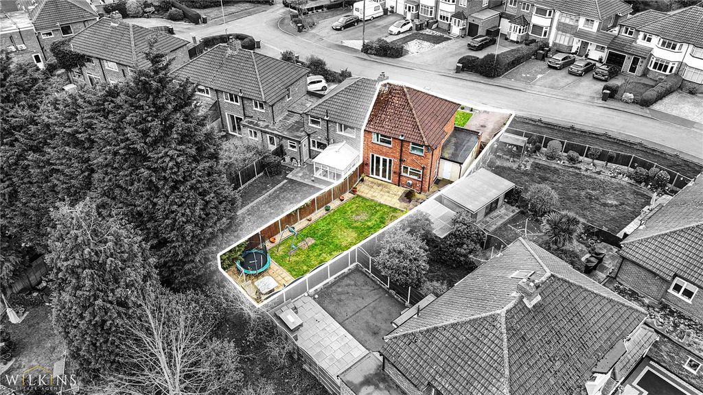 Additional image 17 of 3 bed semi-detached house for saleYenton Close, Tamworth, Staffordshire B78